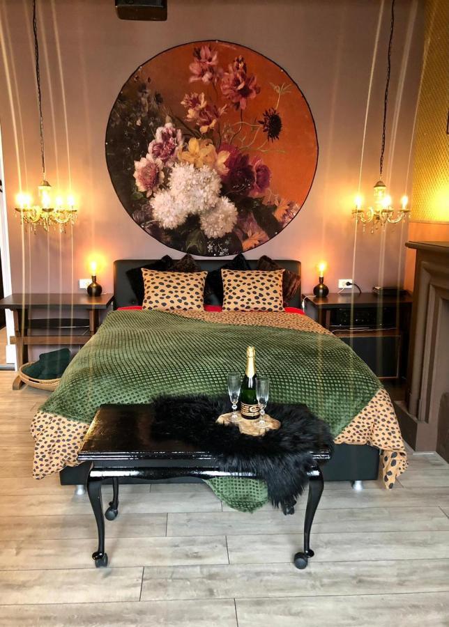 Slapen Bij Cafe De Concurrent Hotel Влисинген Стая снимка