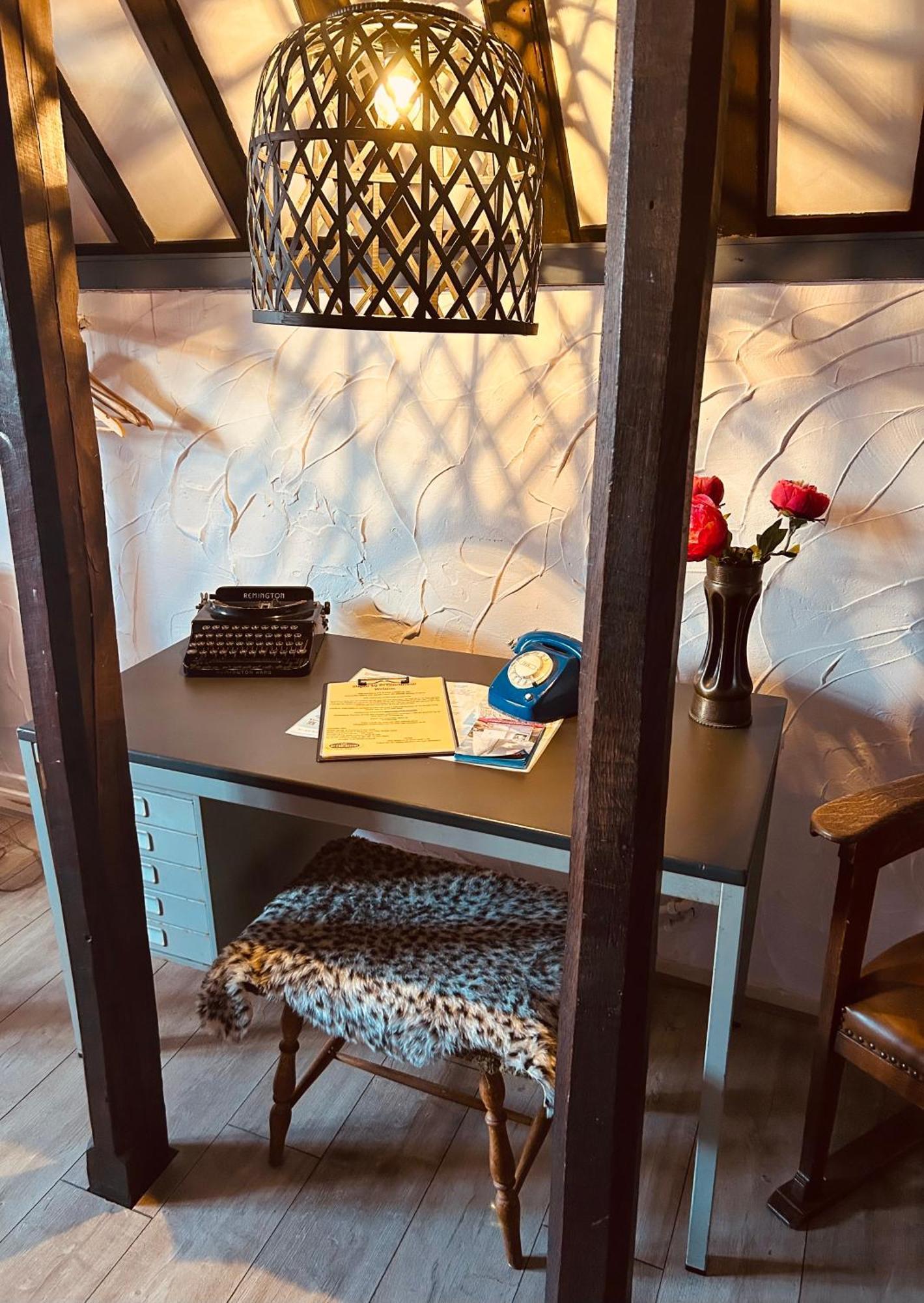 Slapen Bij Cafe De Concurrent Hotel Влисинген Екстериор снимка